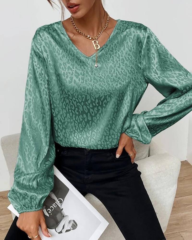 

Cheetah Print Lantern Sleeve Top, Green