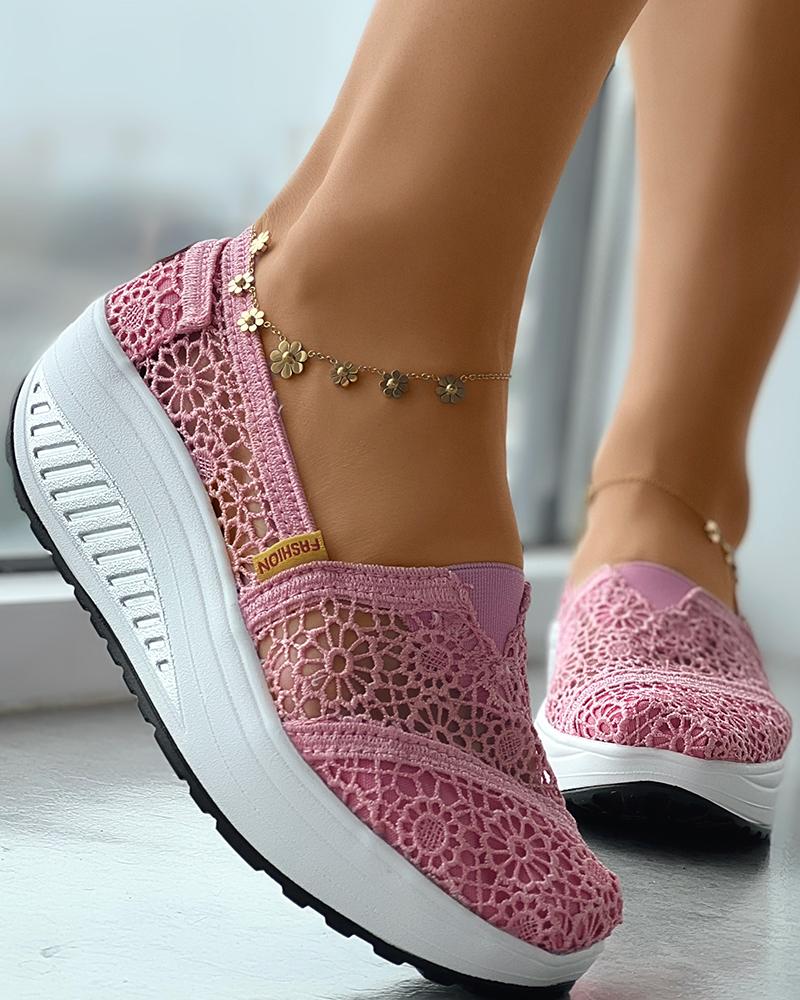 

Slip-on Lace Muffin Sneakers, Pink