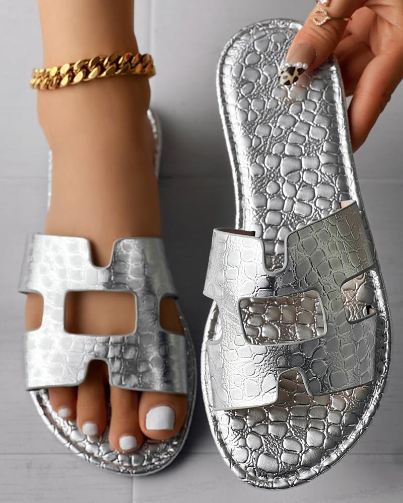 

Crocodile Pattern Hollow Out Slippers, Silver