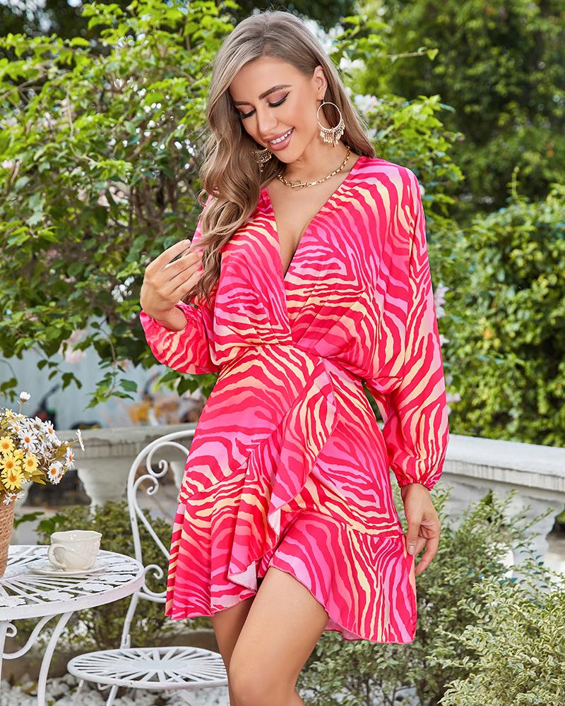 

Batwing Sleeve Ruffle Hem Zebra Stripe Print Dress, Multicolor