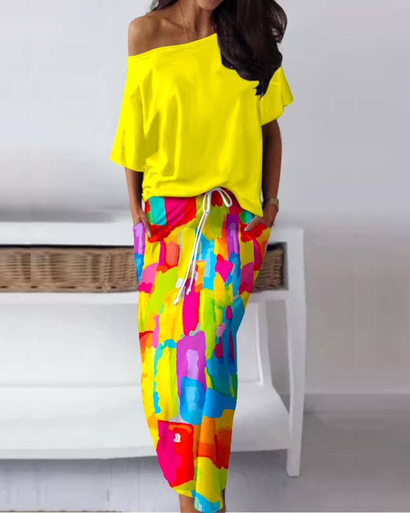 

Skew Neck Top & Melting Colors All Over Print Skirt Set, Yellow