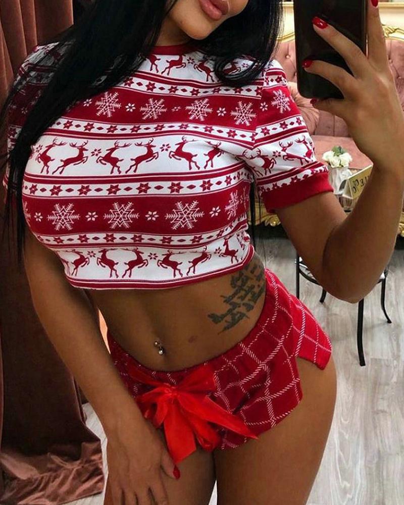 

Christmas Mixed Print Short Sleeve Crop Top & Drawstring Shorts Set, Red