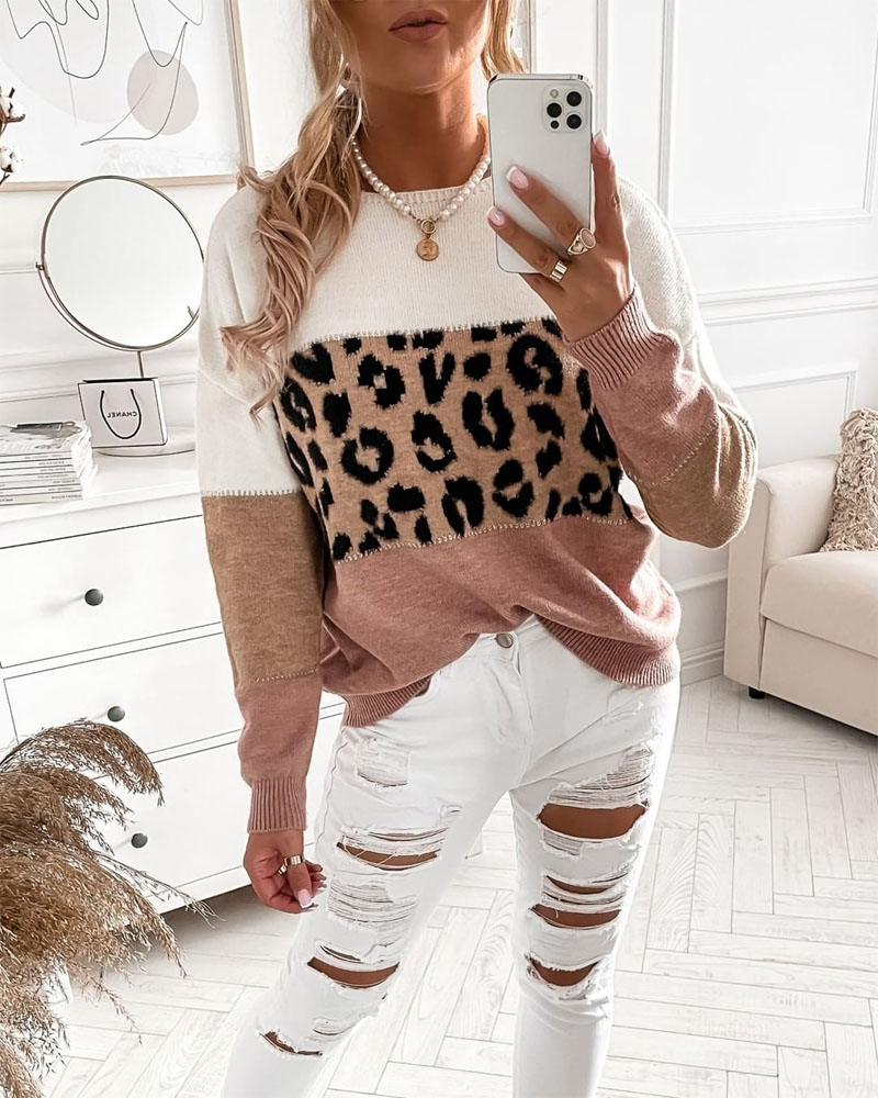 

Leopard Patch Drop Shoulder Sweater, Pink