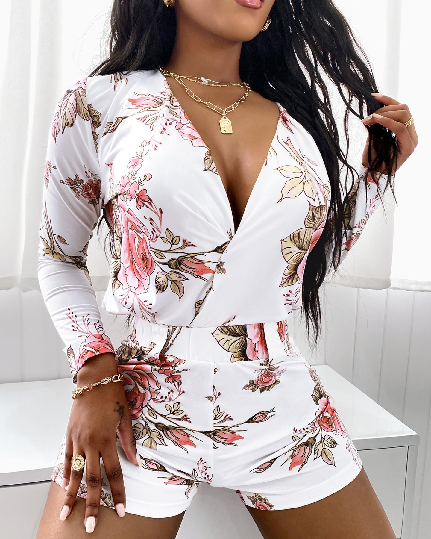 

Floral Print Long Sleeve Top & Shorts Set, White