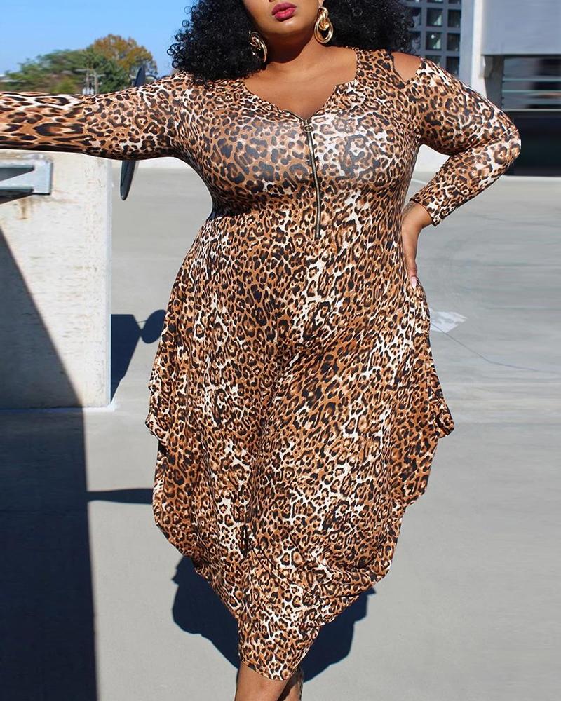 

Plus Size Leopard Print Zipper Cold Shoulder Jumpsuit