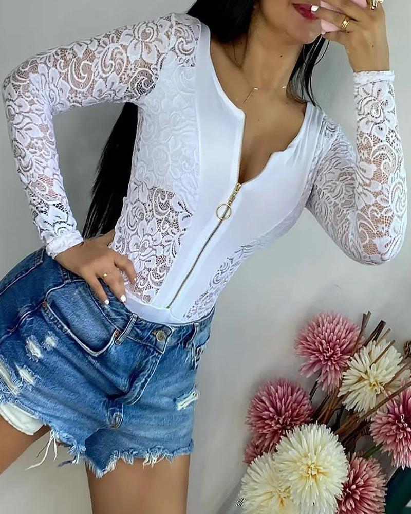 

Crochet Lace Zipper Decor Bodysuit, White
