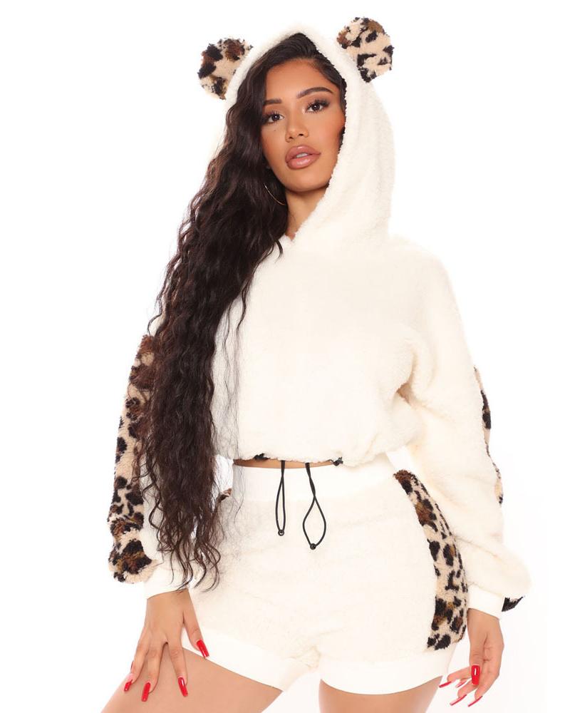 

Plus Size Leopard Print 3D Ear Fluffy Top & Shorts Set, White
