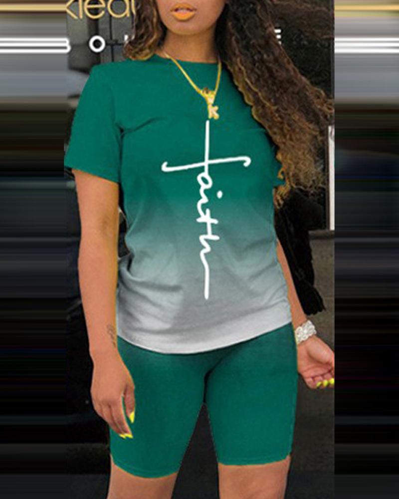 

Plus Size Letter Print Ombre Casual Top & Shorts Set, Dark green