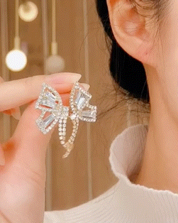 

1Pair Rhinestone Butterfly Shaped Tassel Earrings, Gold
