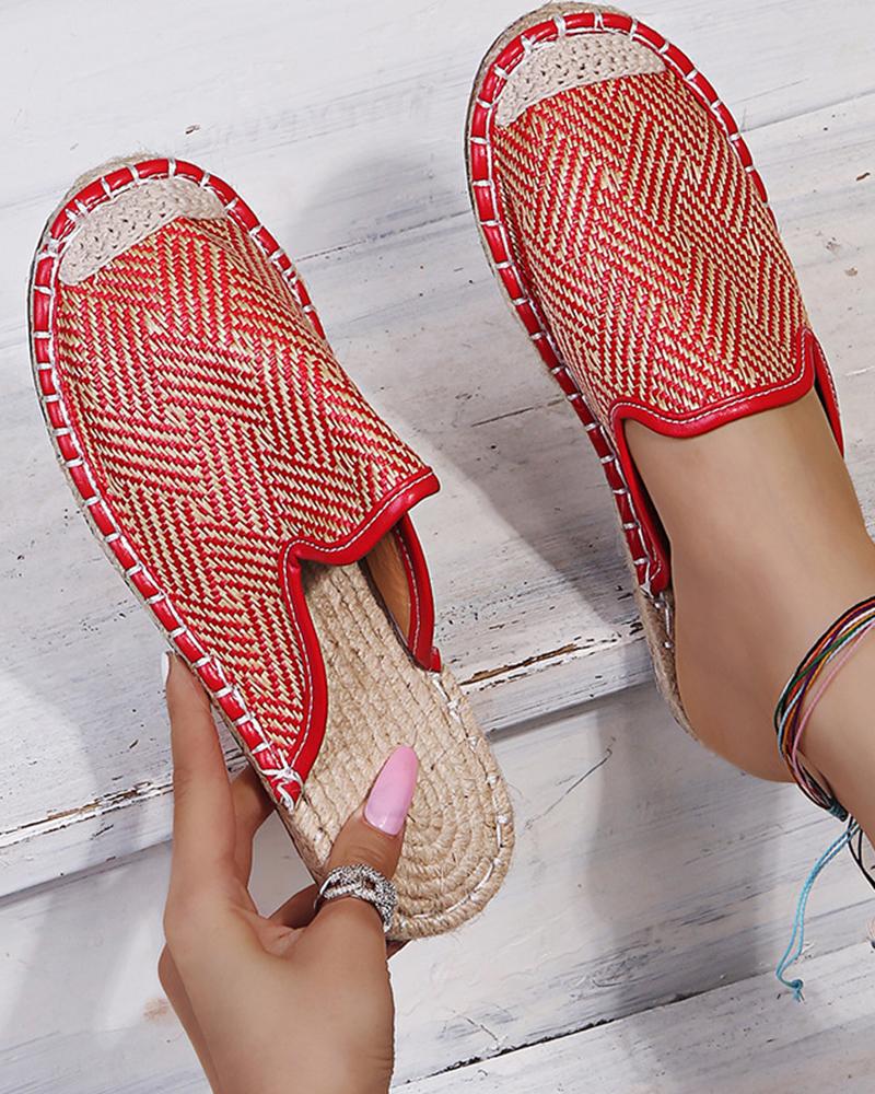 

Vintage Patterns Print Woven Round-toe Flat Sneakers Sliip-on, Red