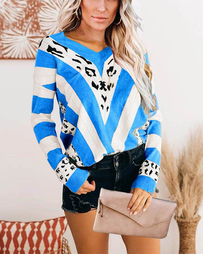 

Chevron Leopard Print Long Sleeve Top, Blue