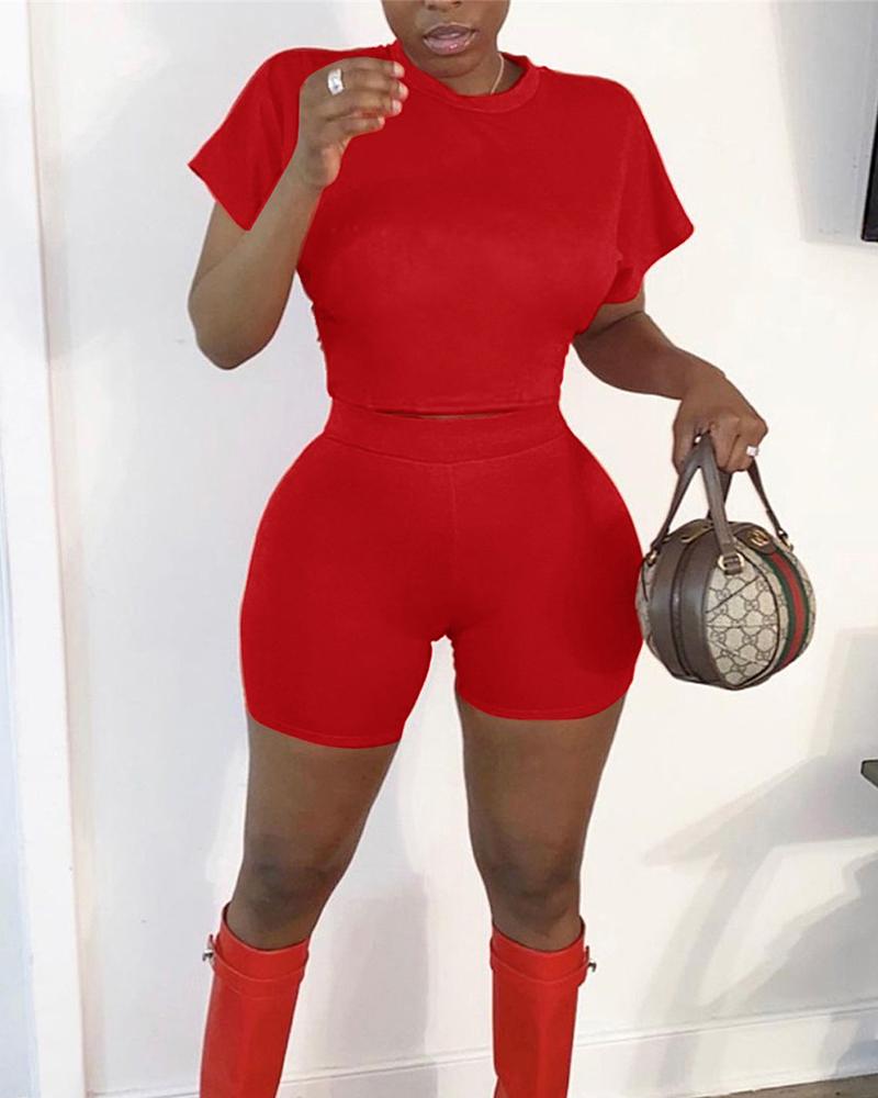 

Solid Color Short Sleeve T-shirt With Short Pants Suit Sets, Red
