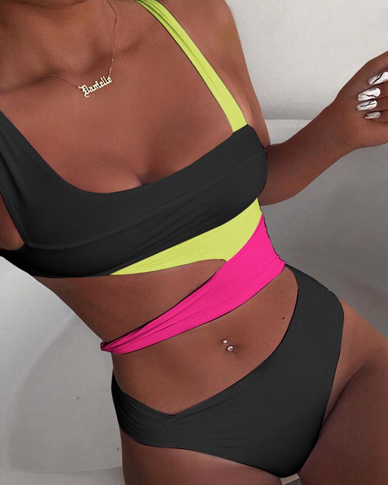 

Colorblock Cutout Waist One-Piece Swimsuit, Black
