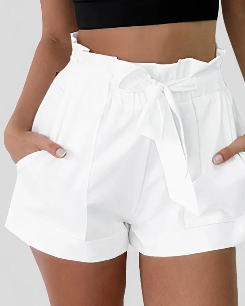 

Pocket Design Paper Bag Waist Shorts With Belt, White