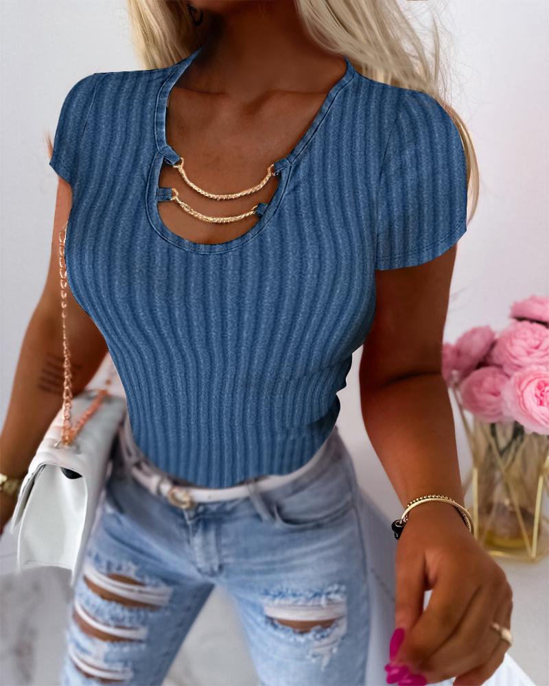 

Asymmetrical Neck Chain Decor Ribbed T-Shirt, Blue