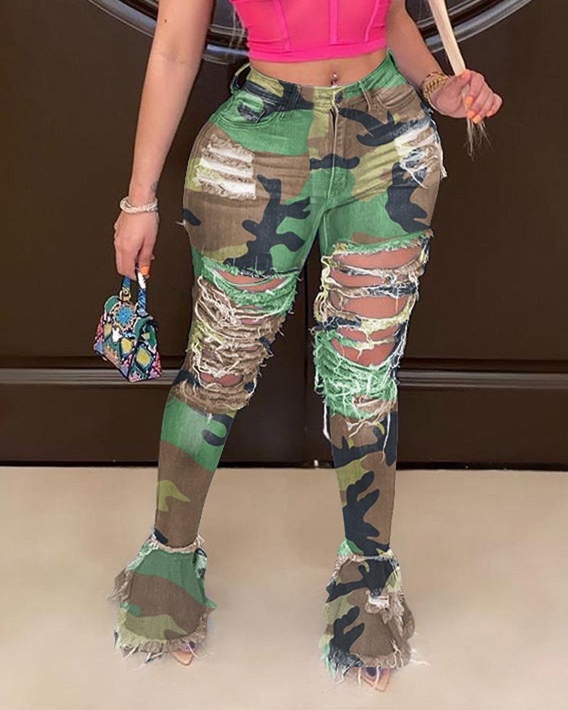 

Camo Print Ripped Raw Hem Flare Leg Skinny Jeans, Camoflage