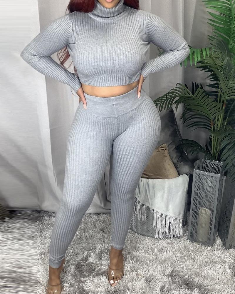 

Ribbed High Neck Crop Top & Pants Set, Gray