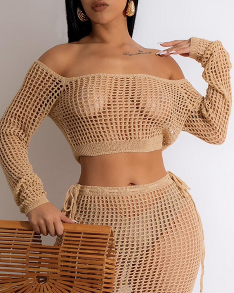 Conjunto de top de crochet con hombros descubiertos y falda con cordón