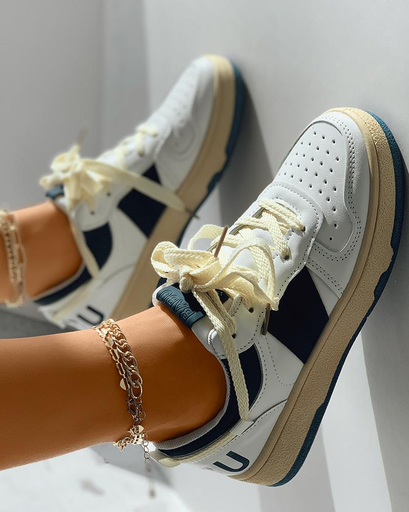 

Colorblock Letter Print Lace-up Front Sneakers, White&blue