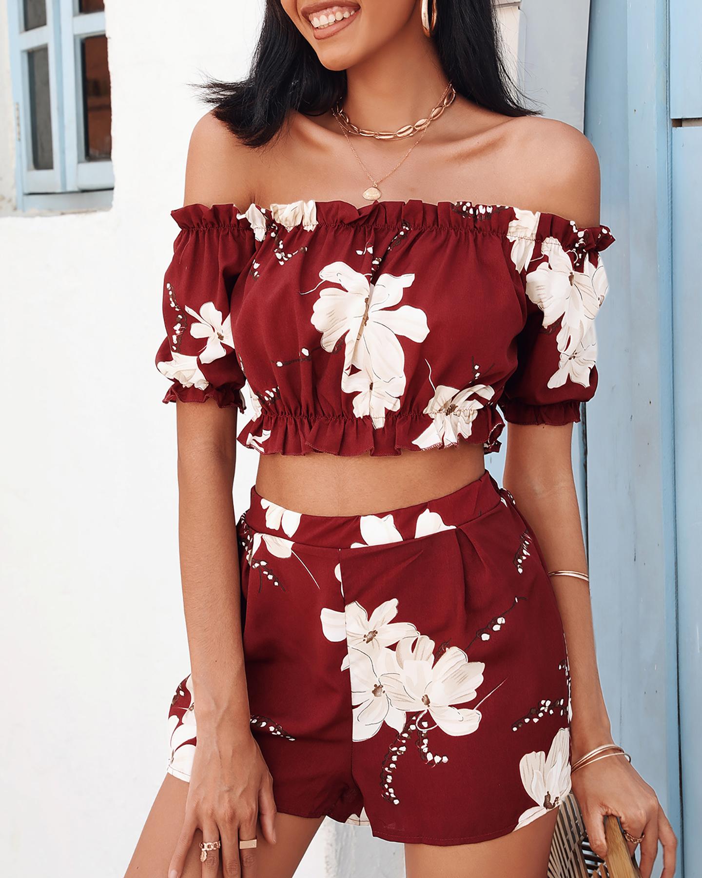 

Off Shoulder Floral Print Crop Top & Shorts Sets, Wine red