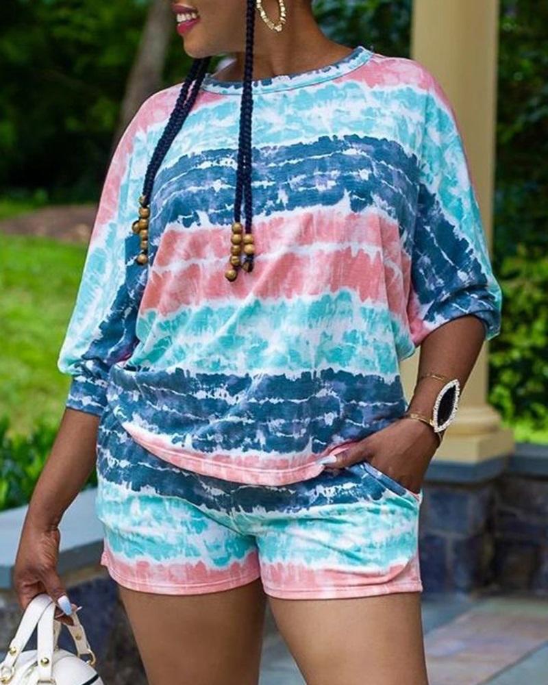 

Plus Size Tie Dye Print Twisted Top & Shorts Set, Blue