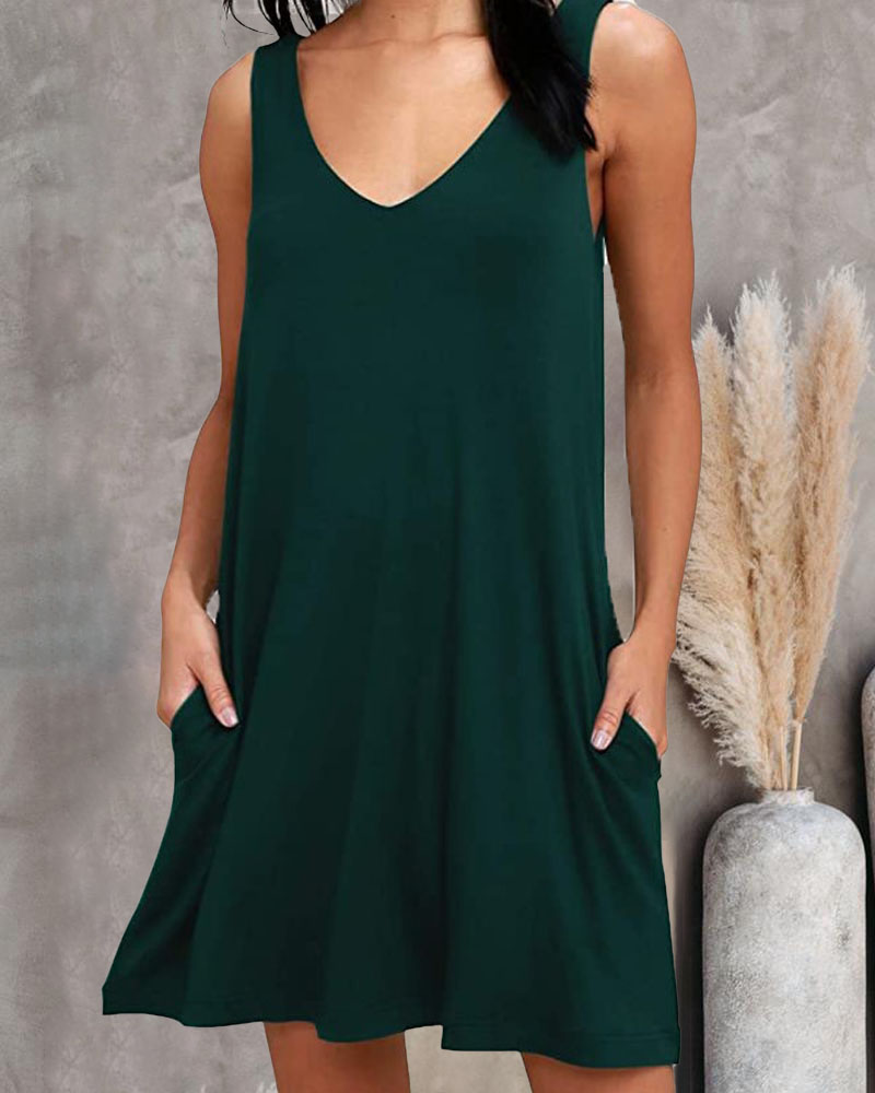 

Pocket Detail V-Neck Casual Tank Dress, Green