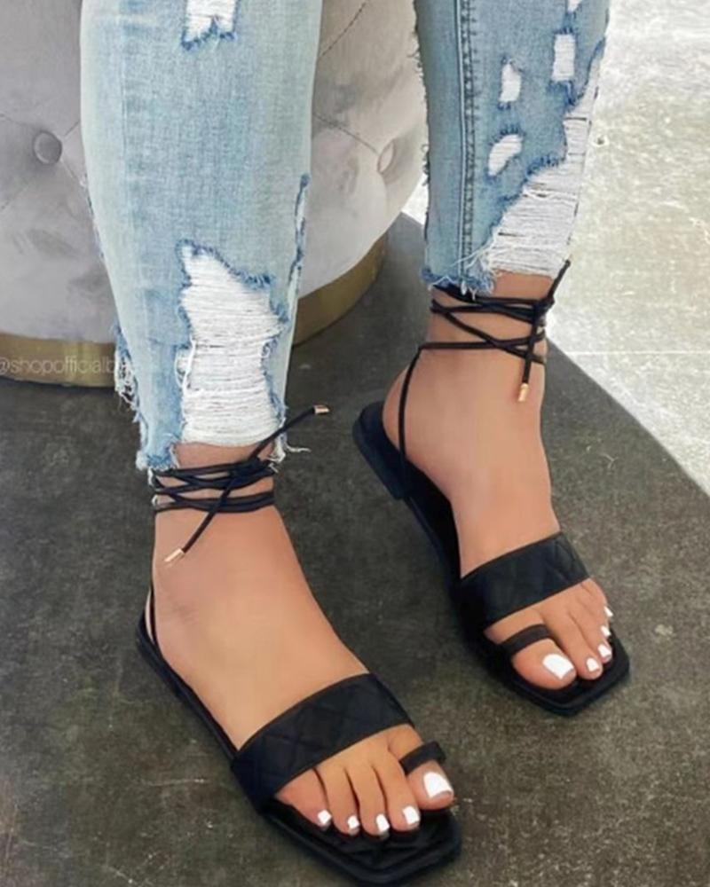 

Solid Toe Post Square-toe Flat Sandals, Black