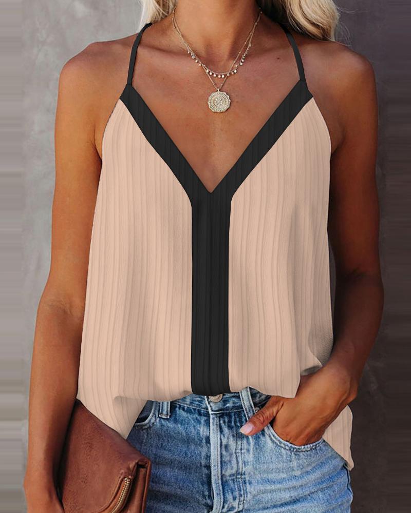 Camiseta sin mangas fluida con ribete en contraste halter