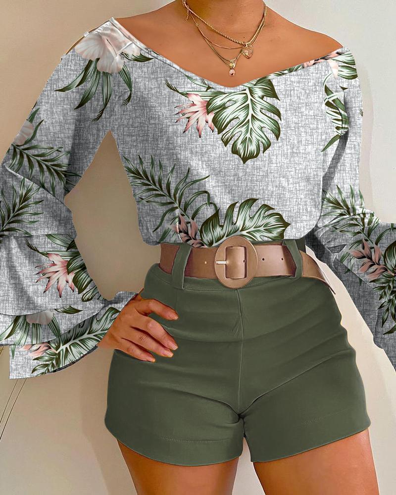 

Tropical Print Layered Ruffles Top & Plain Shorts Set, Green