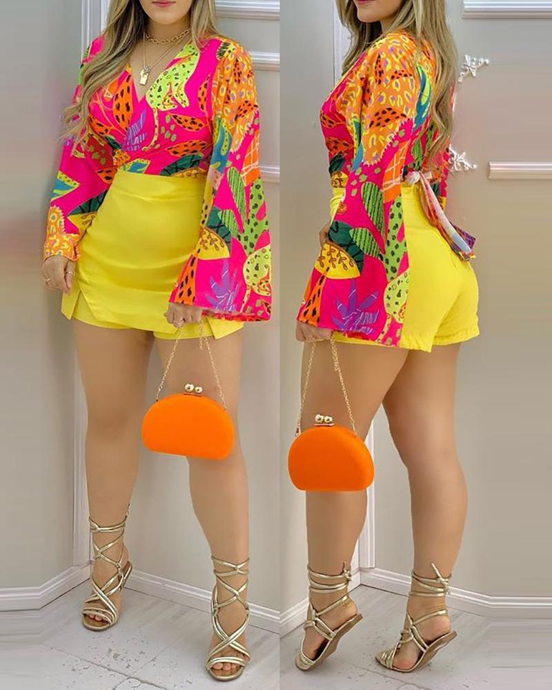 

All Over Print V Neck Wrap Top & Shorts Set, Multicolor