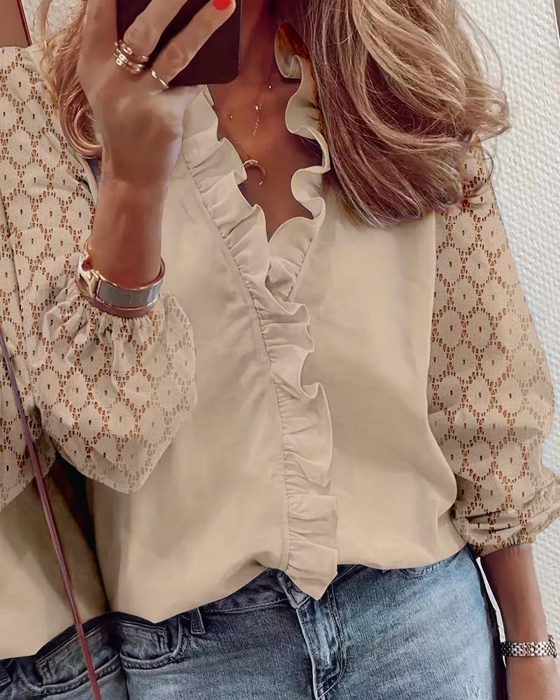 

Frill Hem Buttoned Lace Patch Top, Khaki