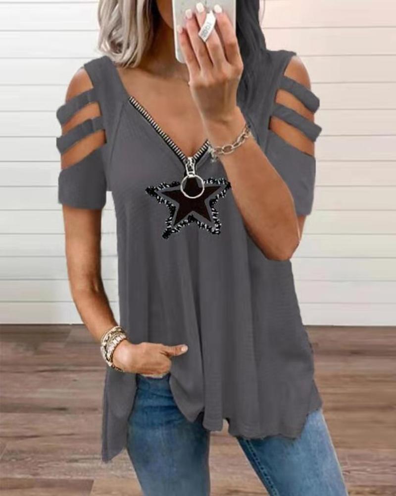 

Star Patch Short Sleeve Cutout Zip Front Top, Gray