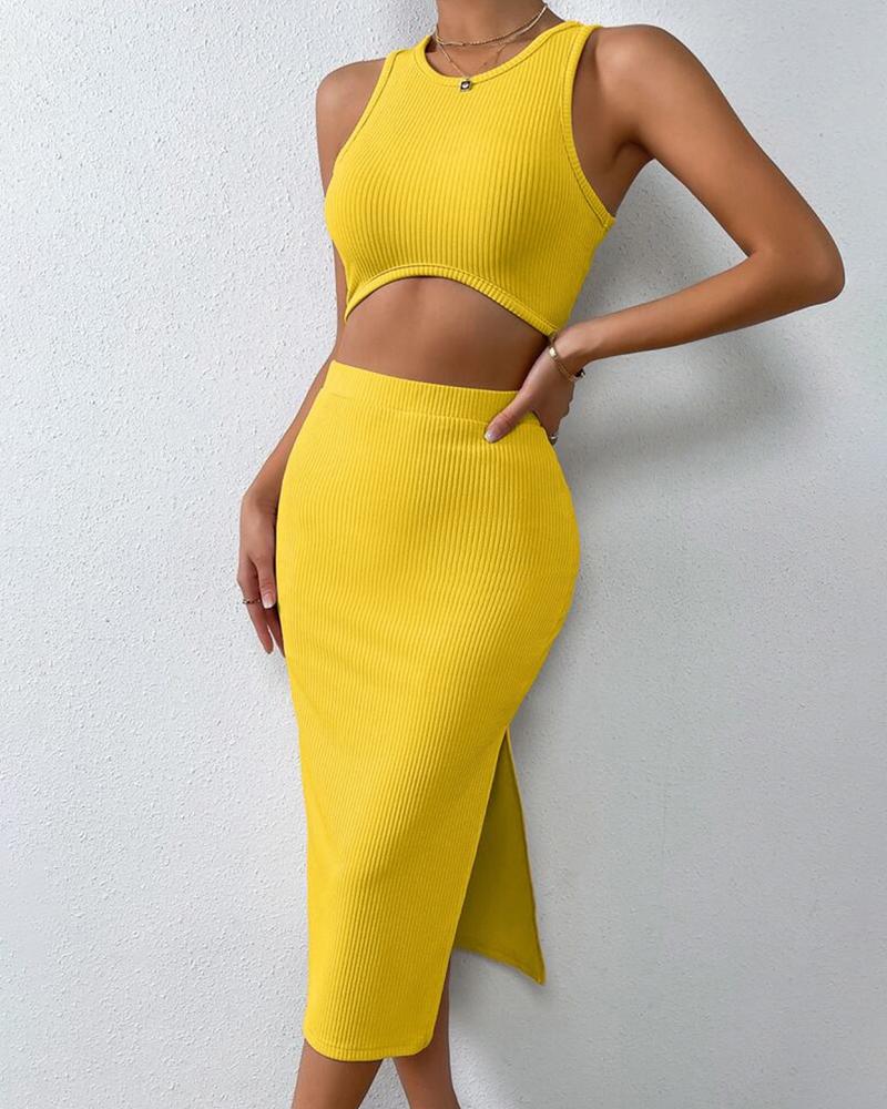 

Crop Knit Tank Top & Slit Skirt Set, Yellow