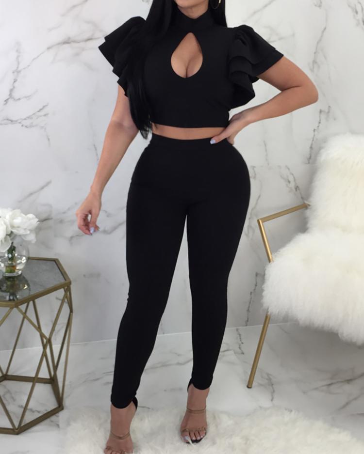 

Flutter Sleeve Keyhole Neck Cropped Pants Set, Black