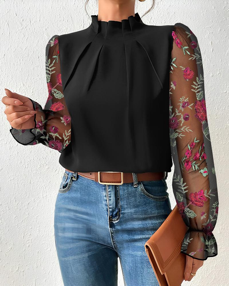 

Floral Embroidery Frill Hem Ruched Top, Black