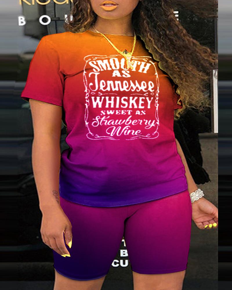 

Plus Size Smooth As Tennessee Whiskey Sweet As Strawberry Wine Print Ombre Top & Shorts Set, Multicolor