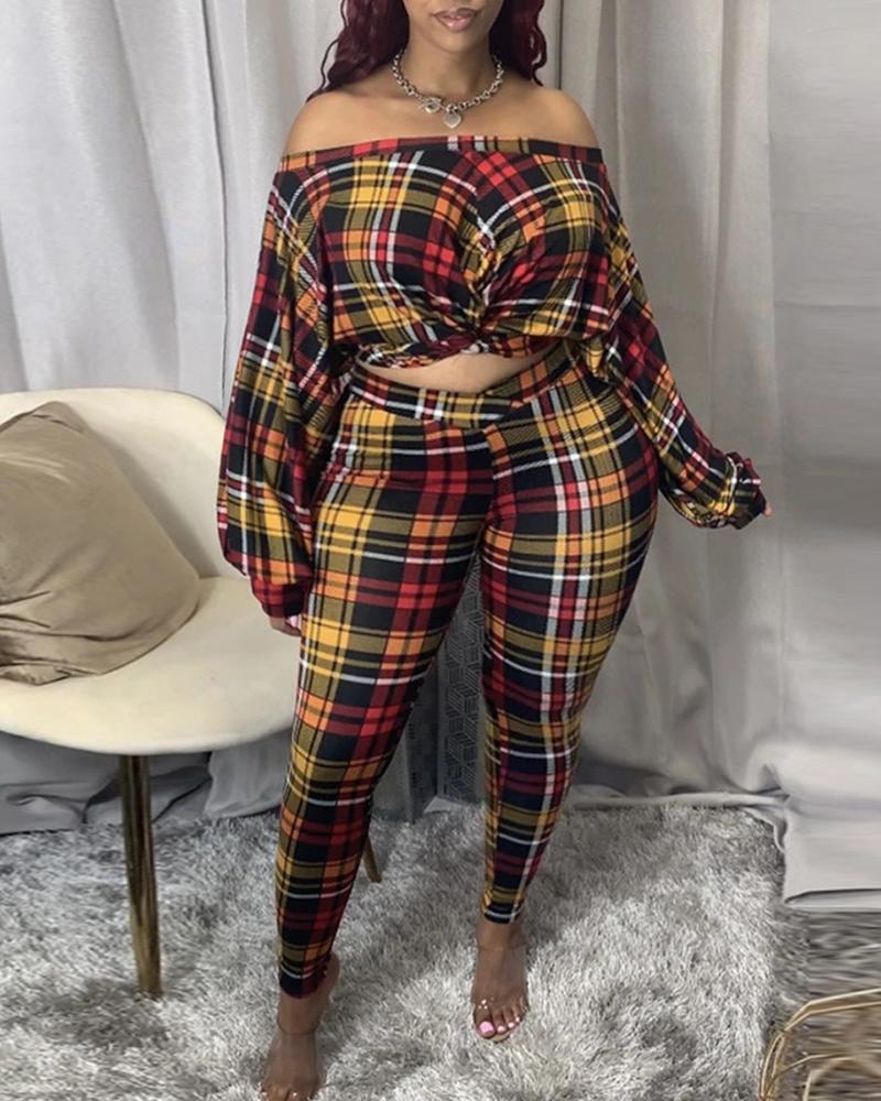 

Plus Size Off Shoulder Plaid Print Crop Top & Pants Set, Red