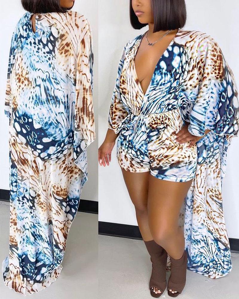 

Plus Size Plunge Cheetah Abstract Print Batwing Cloak Sleeve Romper, Blue