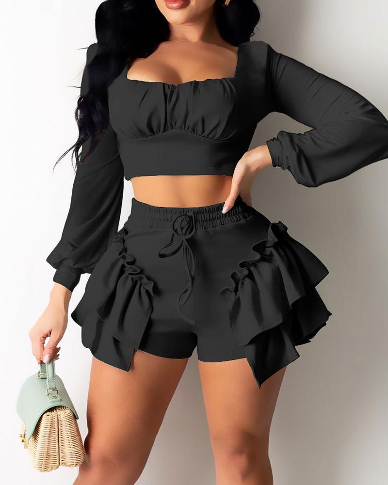 

Solid Crop Top & Ruffle Hem Drawstring Shorts Set, Black