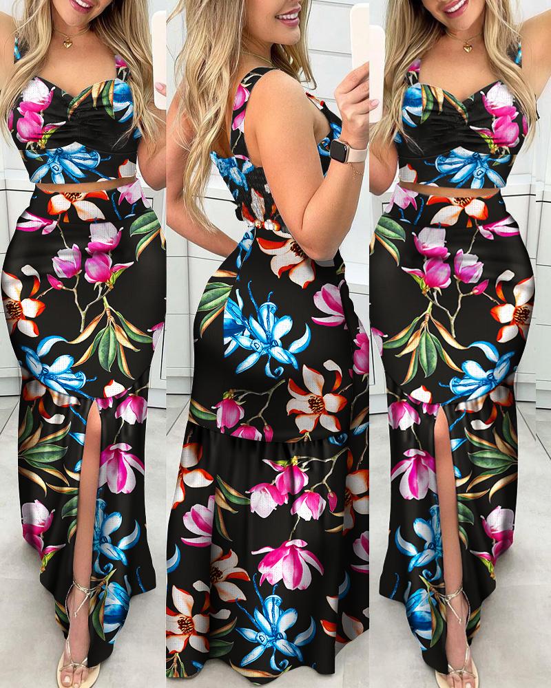

Floral Print Crop Top & Split Front Skirt Set, Black