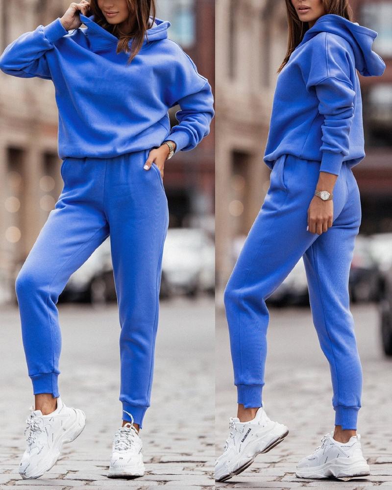 

Long Sleeve Hooded Sweatshirt & Cuffed Sweatpants Set, Blue