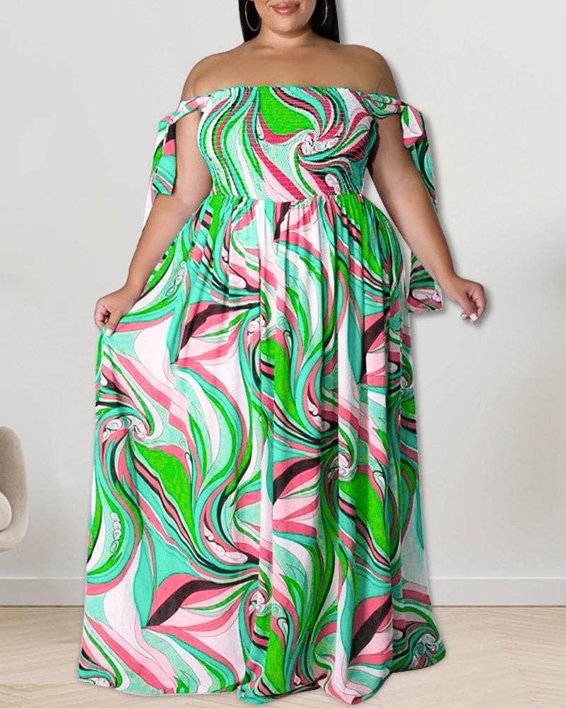 

Plus Size Abstract Print Tied Detail Shirred Maxi Dress, Green