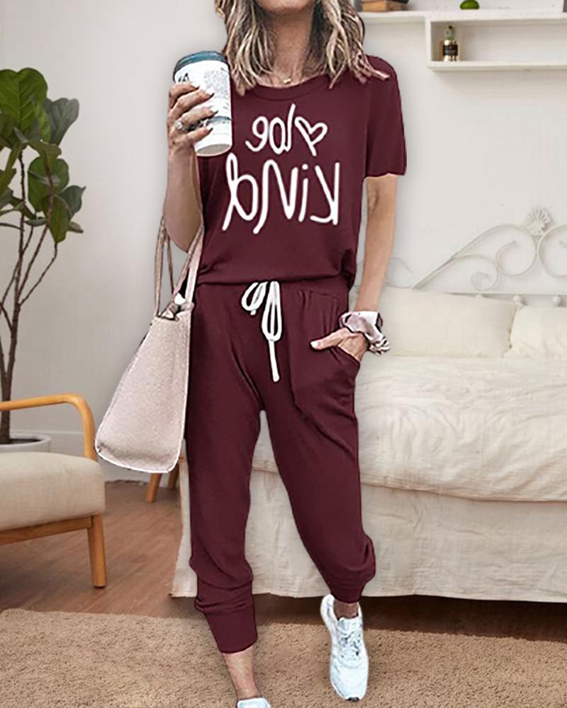 

Letter Print T-shirt & Drawstring Pocket Design Pants Set, Wine red