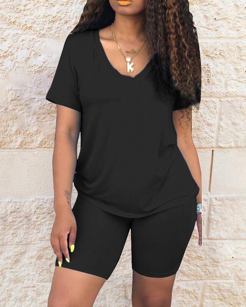 

Plain V-Neck Casual Top & Shorts Lounge Set, Black
