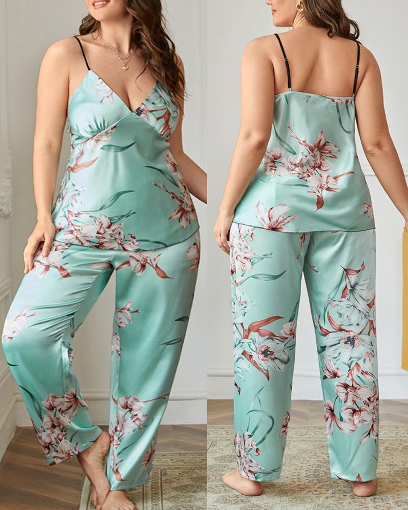 

Plus Size Floral Print V-Neck Cami Set, Green