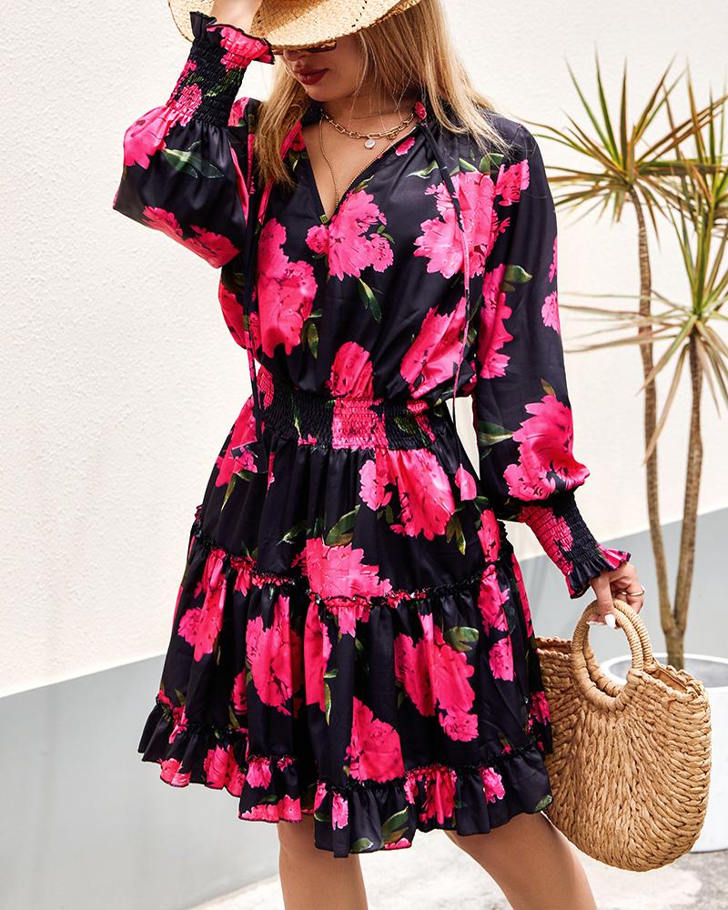 

Floral Print Ruffle Hem Shirred Casual Dress, Black