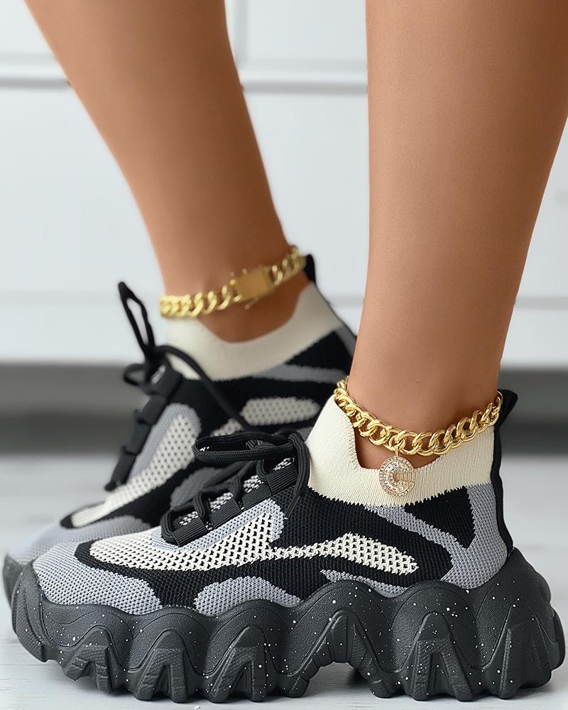 

Knit Colorblock Lace-up Sneakers, Black