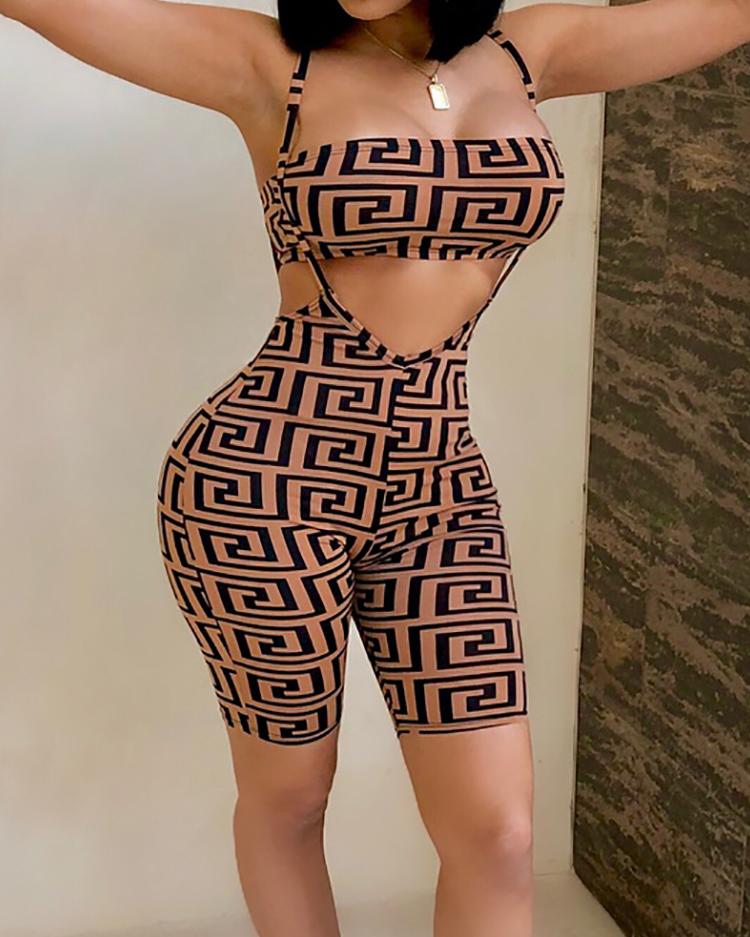 

G Inspired Print Bandeau Top With Suspender Shorts, Brown