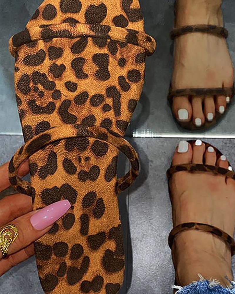 

Double Strap Round Toe Slippers, Leopard