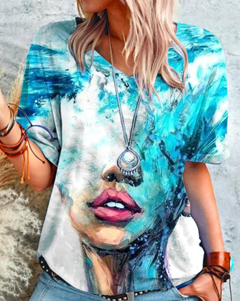 

Figure Patterns Print Short Sleeve Loose T-shirts, Light blue